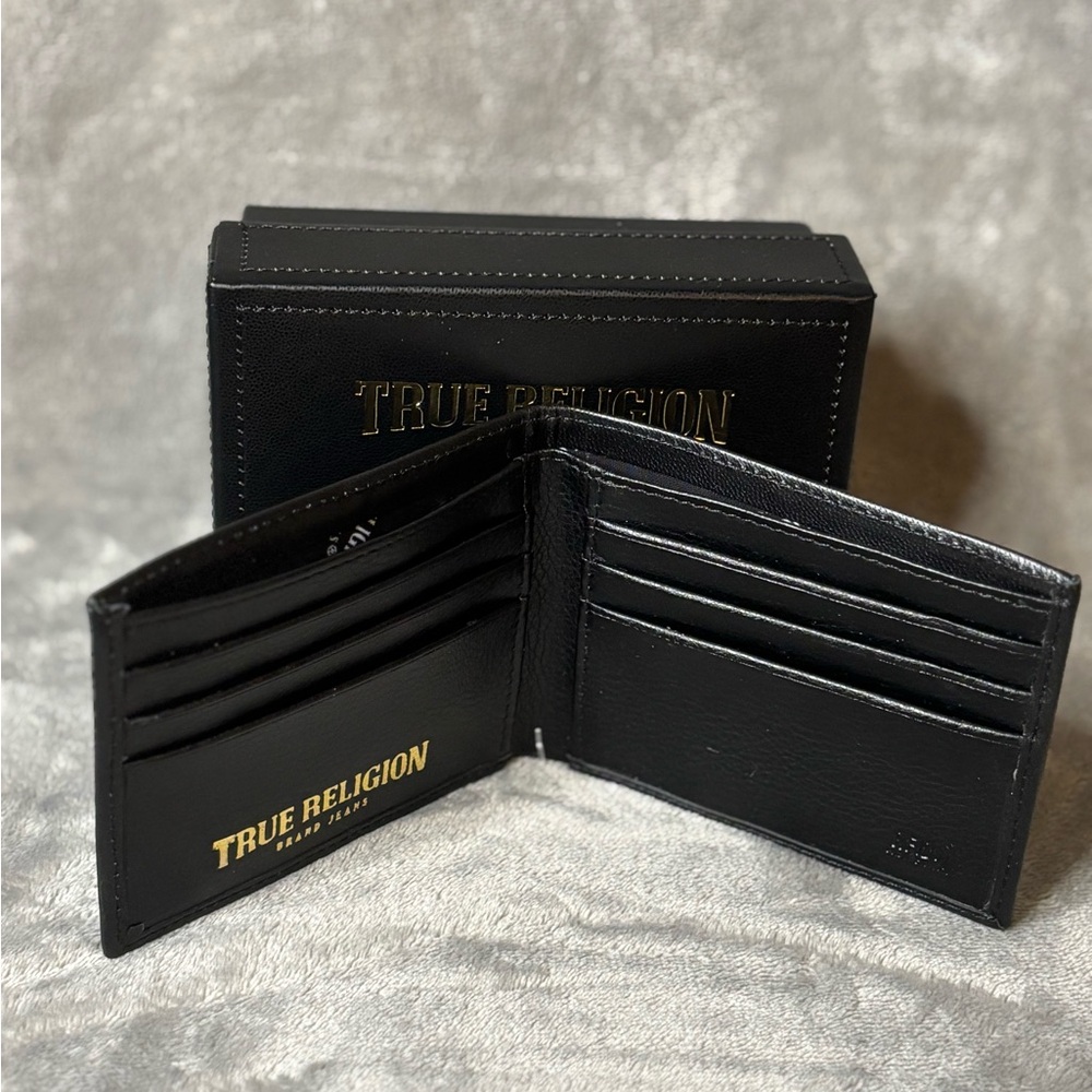 True Religion Black Leather Key Card Holder
